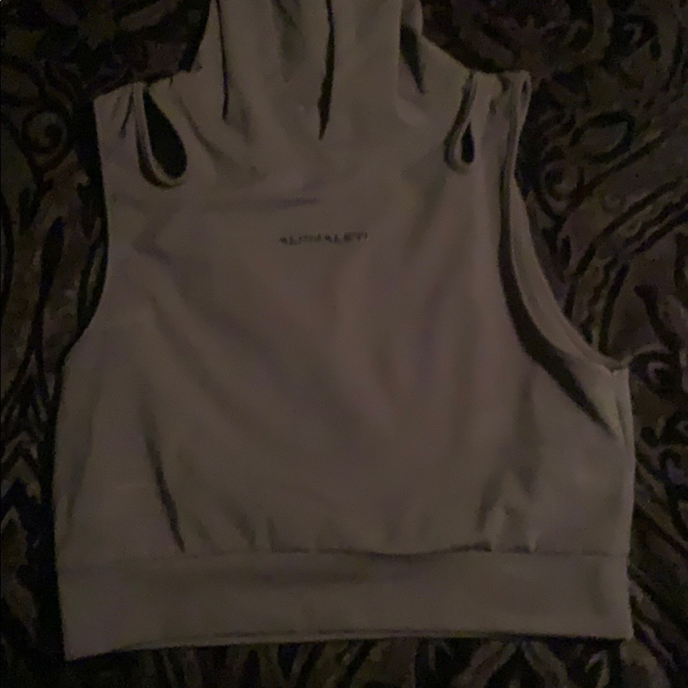 Alphalete surface crop tank